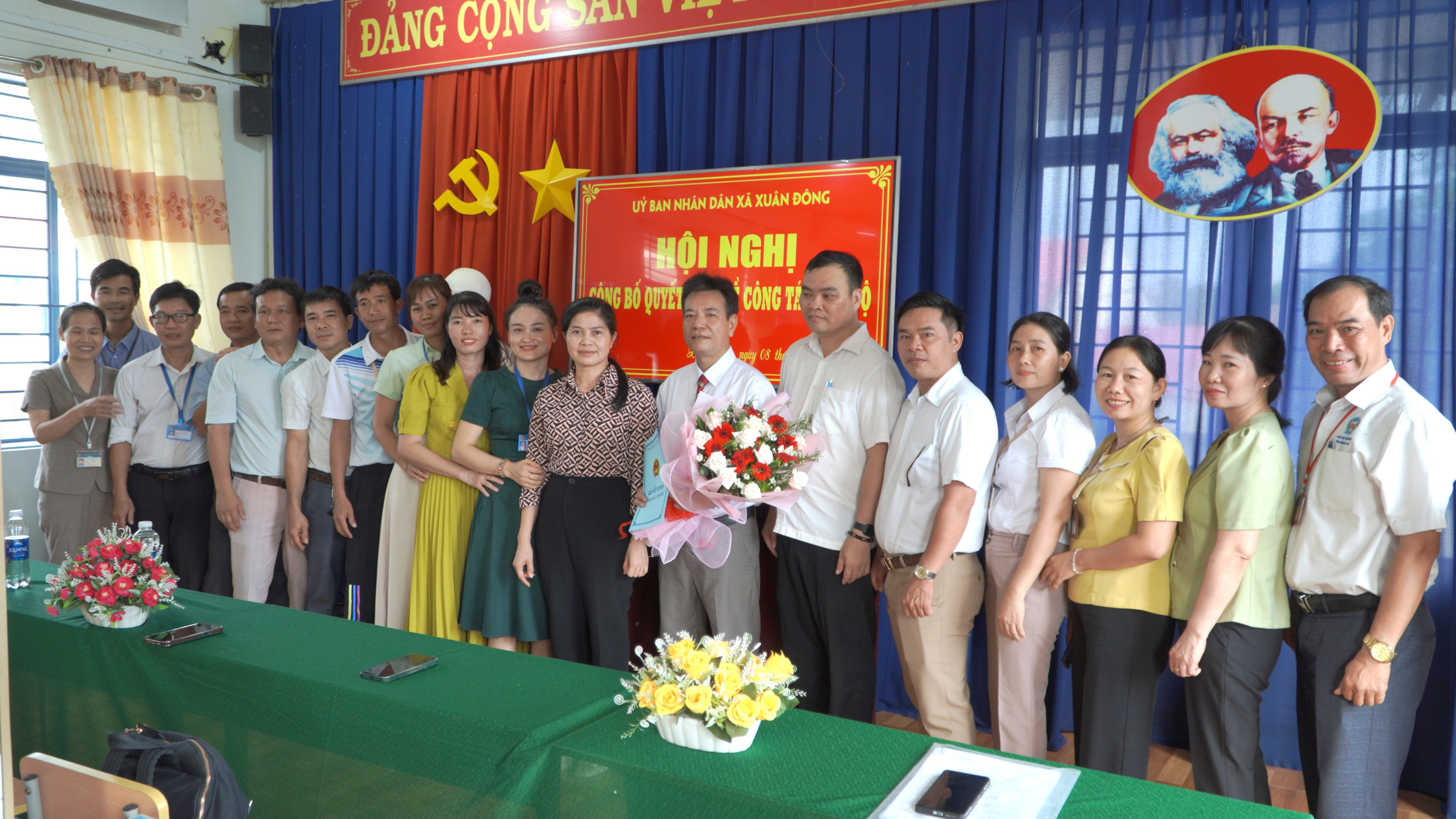 quyet dinh bo nhiem lai hieu truong 2